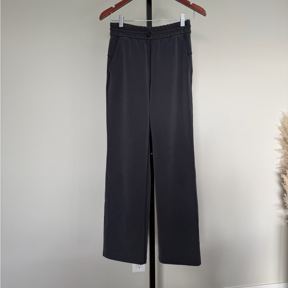 Lululemon black Softstream pants